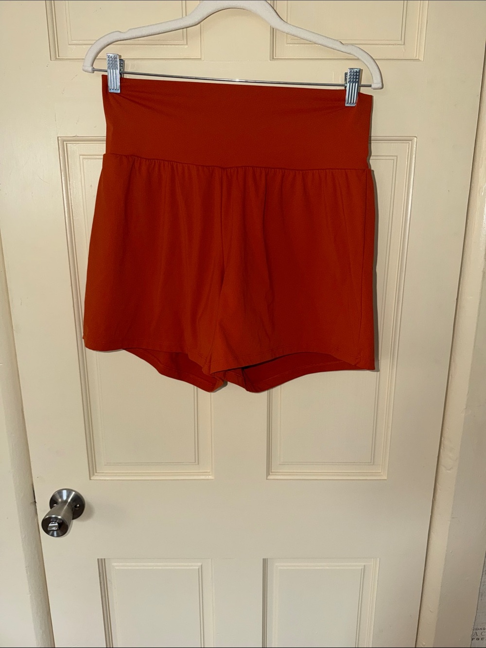 HALARA High-Waist Athletic Shorts in Rust
